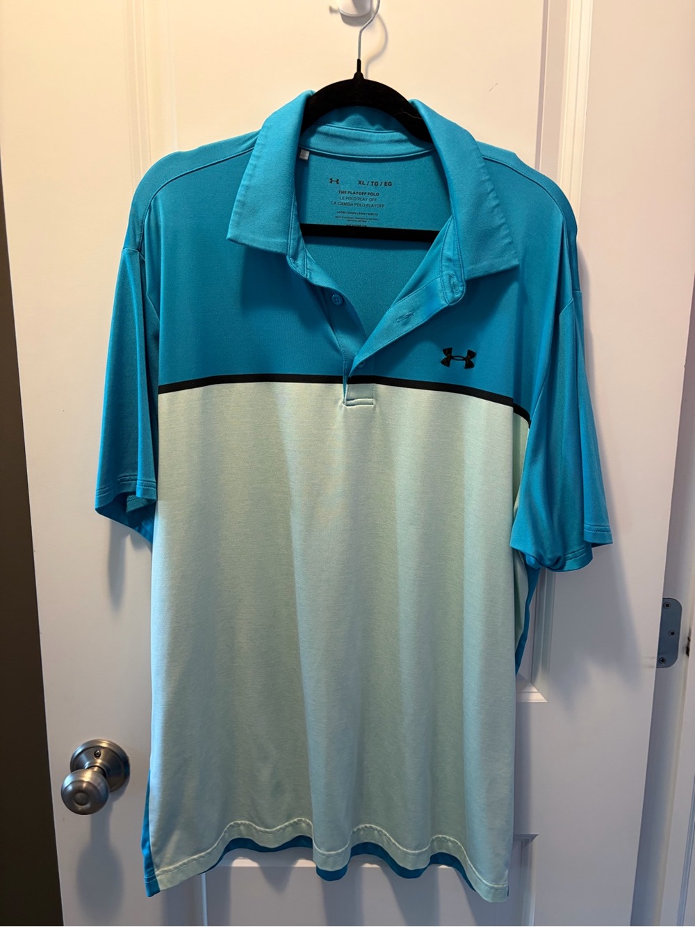Under Armour Men’s Aqua and Teal Colorblock Polo